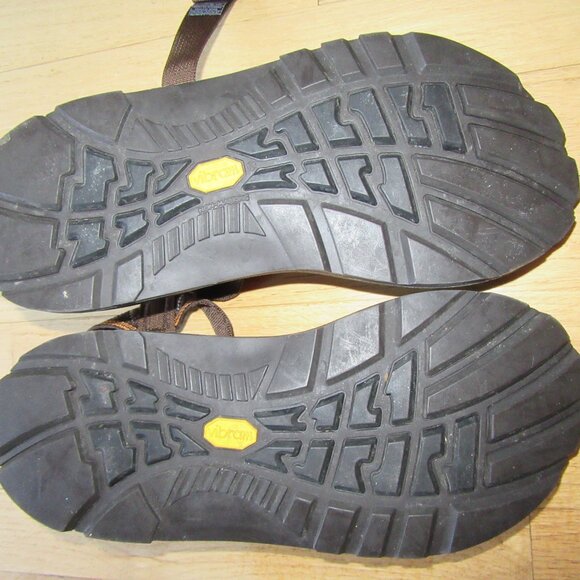 Sandals_&_Flip_Flops